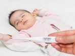 Bayi Panas Setelah Imunisasi, Ini yang Harus Bunda Lakukan