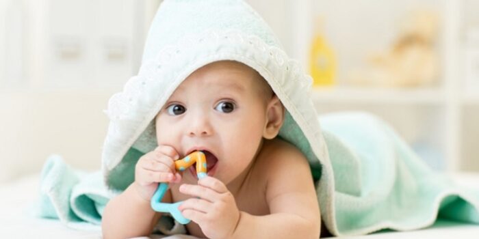 Bayi 5 Bulan Belum Bisa Tengkurap, Ini Penjelasan Dokter